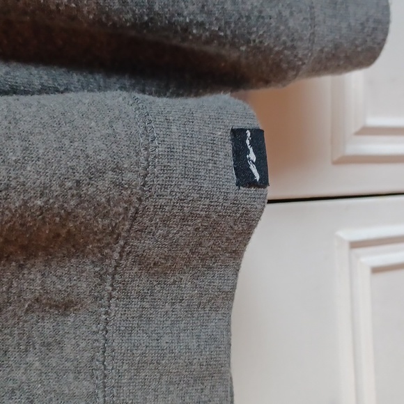 4/$15 - Women's Gray Stramboat, CO Hoodie. - Picture 3 of 5